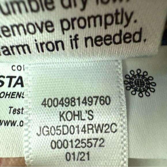 SO Women's Rolled Hem Blue Denim Shorts Size 5/27W NWT - Picture 10 of 10